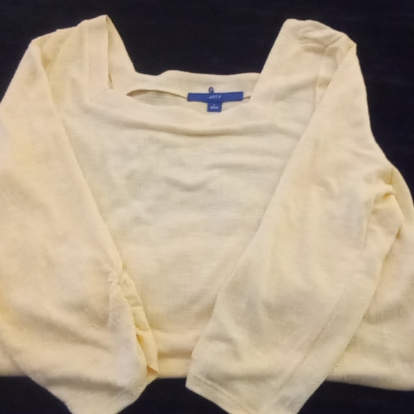 ⚡3/$25⚡ NWOT Apt 9 Top - Picture 2 of 6